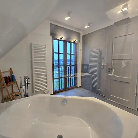 Reetland Am Meer - Luxus Reetdachvilla Mit 3 Schlafzimmern, Sauna Und Kamin H20 Dranske Exterior photo