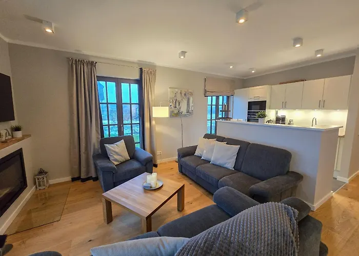 Reetland Am Meer - Luxus Reetdachvilla Mit 3 Schlafzimmern, Sauna Und Kamin H20